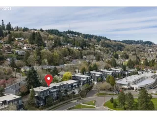 Photo #4: 116723875 Listing 