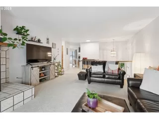 Photo #5: 117041252 Listing 