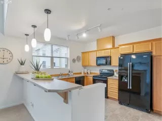 Photo #6: 117248157 Listing 