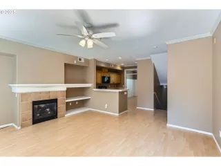 Photo #6: 117585152 Listing 