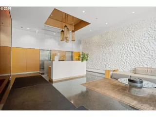 Photo #2: 118051147 Listing 