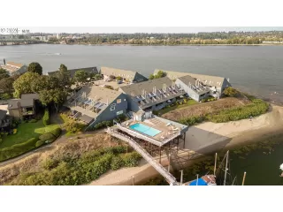 Photo #1: 118169346 Listing