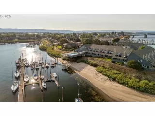 Photo #4: 118169346 Listing