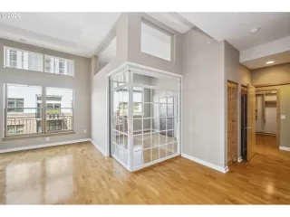 Photo #4: 118510146 Listing 