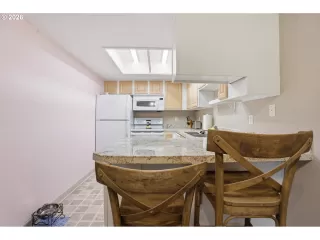 Photo #6: 119429189 Listing 