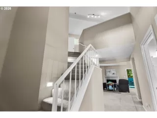 Photo #5: 119497908 Listing 