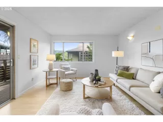 Photo #1: 119530028 Listing 