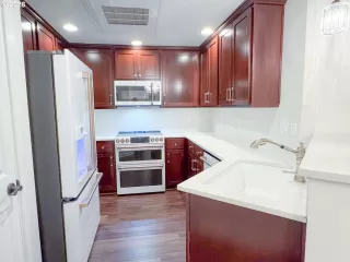 Photo #2: 119574333 Listing