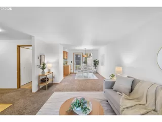 Photo #4: 120237949 Listing 