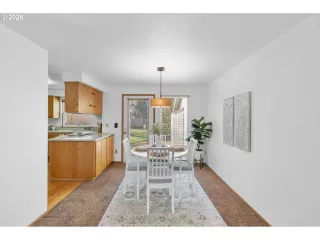 Photo #5: 120237949 Listing 