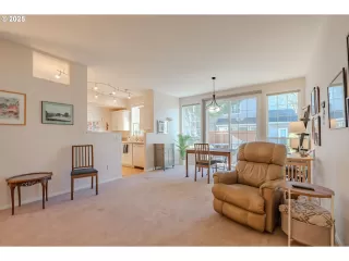 Photo #6: 120561352 Listing