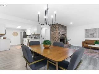 Photo #6: 120624274 Listing