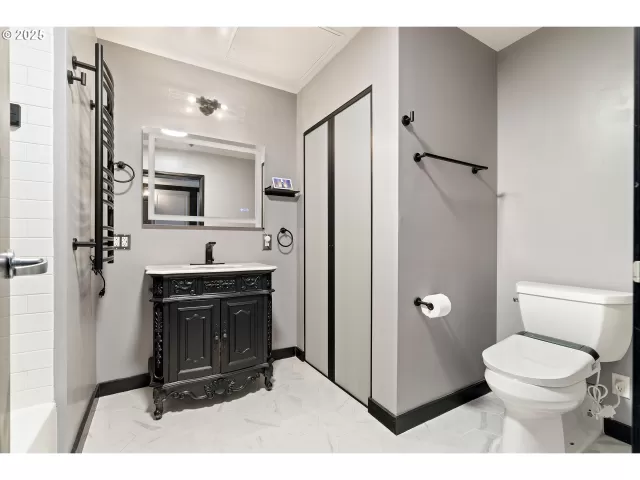 MLS: 121545302 Condo For Sale