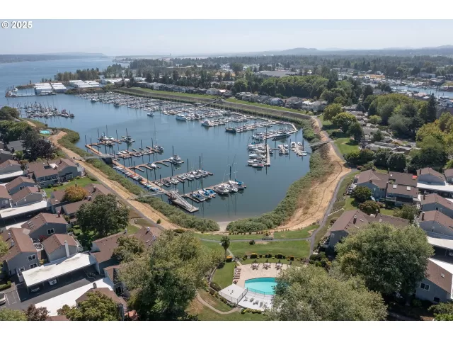 MLS: 122899518 Condo For Sale