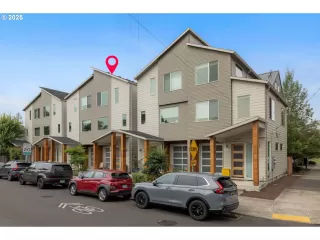 Photo #1: 123105824 Listing 