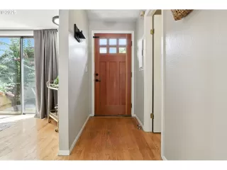 More Details about MLS # 123450439 : 3320 NE 29TH ST