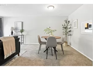 Photo #6: 123450439 Listing 