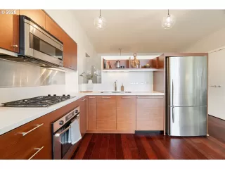 Photo #4: 123791319 Listing 