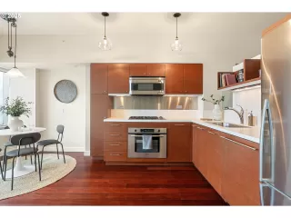 Photo #5: 123791319 Listing 