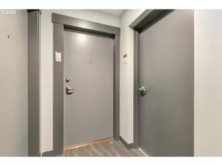 Photo #2: 123974221 Listing 