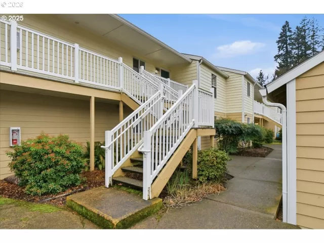 MLS: 124946037 Condo For Sale