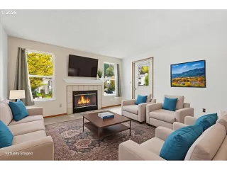 Photo #4: 124946037 Listing 