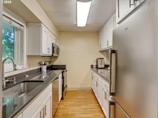 Photo #3: 125102696 Listing 