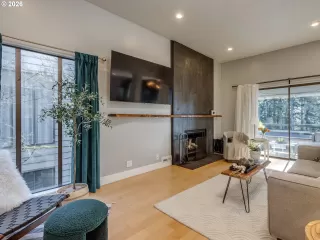 Photo #6: 125190135 Listing 