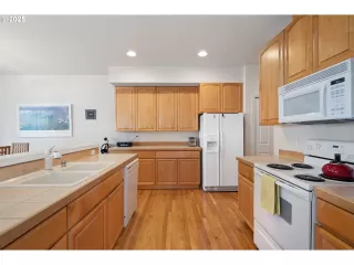 Photo #2: 125343945 Listing 