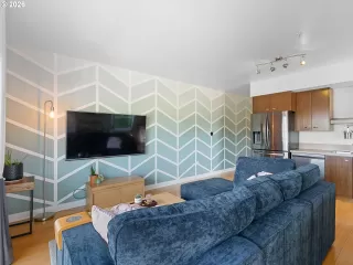 Photo #2: 125763616 Listing 