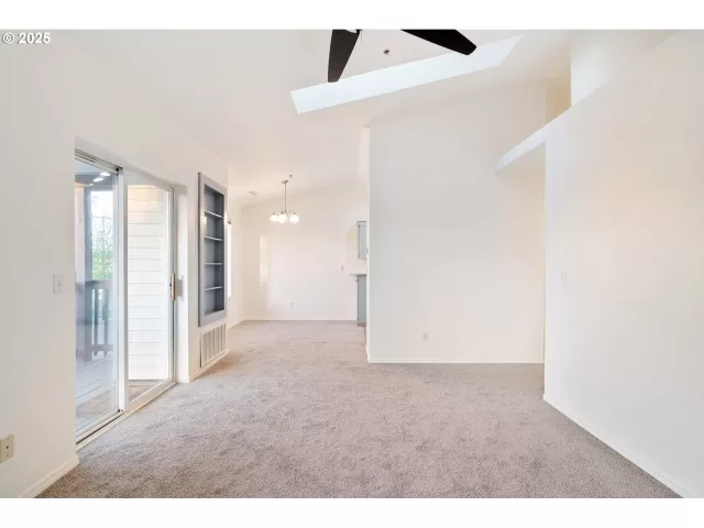 MLS: 125806572 Condo For Sale