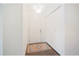 Photo #3: 125806572 Listing