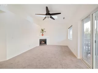 Photo #6: 125806572 Listing