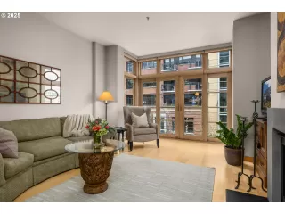 Photo #4: 125865466 Listing 