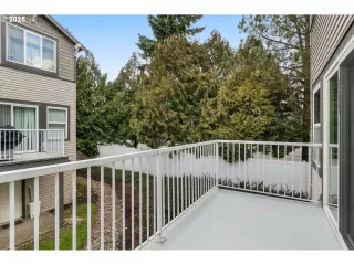 Photo #2: 126409174 Listing 