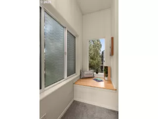 Photo #5: 126409174 Listing 