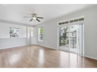 Photo #6: 127255706 Listing 