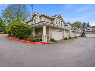 Photo #1: 128016917 Listing 