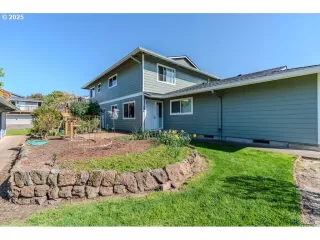 Photo #2: 128324795 Listing