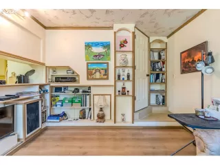 Photo #5: 128324795 Listing