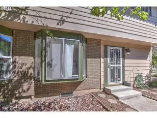 Photo #4: 129448726 Listing