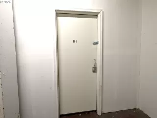 Photo #4: 129621291 Listing 