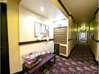 Photo #5: 129621291 Listing 