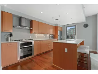 Photo #3: 130839710 Listing