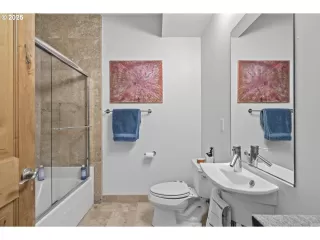 Photo #4: 131109800 Listing