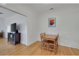 Photo #4: 131632513 Listing 