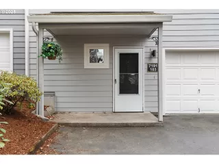 Photo #3: 133189428 Listing