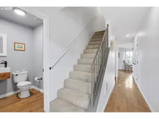 Photo #4: 133189428 Listing