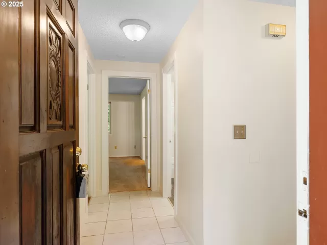 MLS: 133373116 Condo For Sale