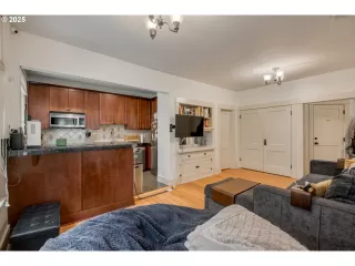 Photo #6: 133426686 Listing 